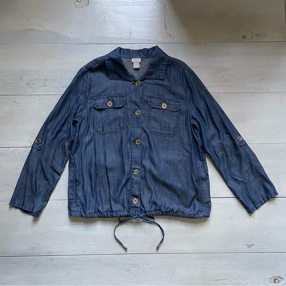 Chico’s Women’s Dk Chambray Shirt Size 1 (M/8) Gold Button Front Tie Utility